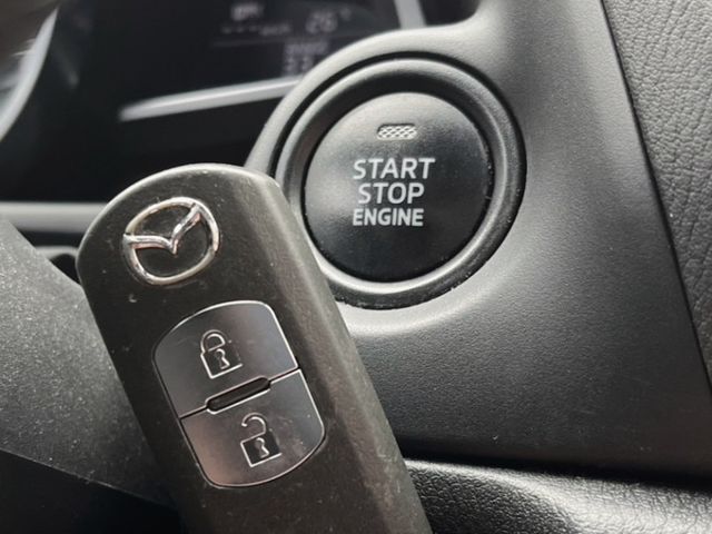 Mazda Mazda3  第15張相片