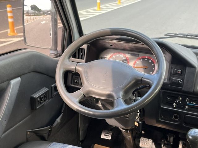 Mitsubishi Delica  第11張相片