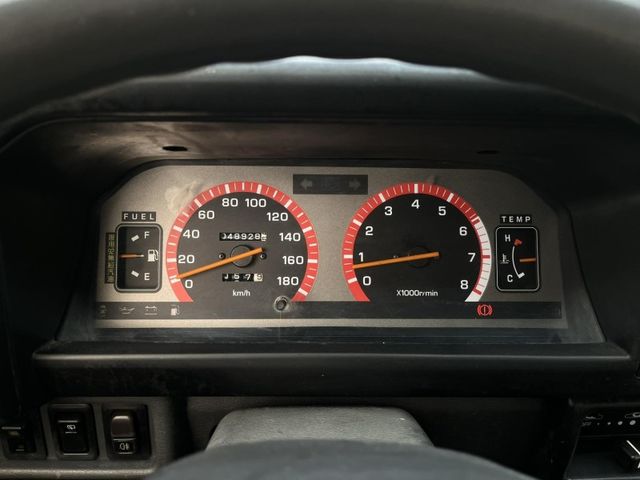 Mitsubishi Delica  第12張相片