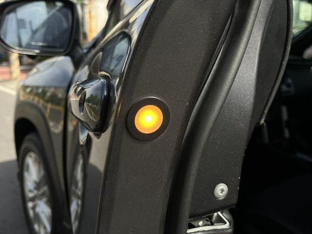 Toyota Cross  第24張相片