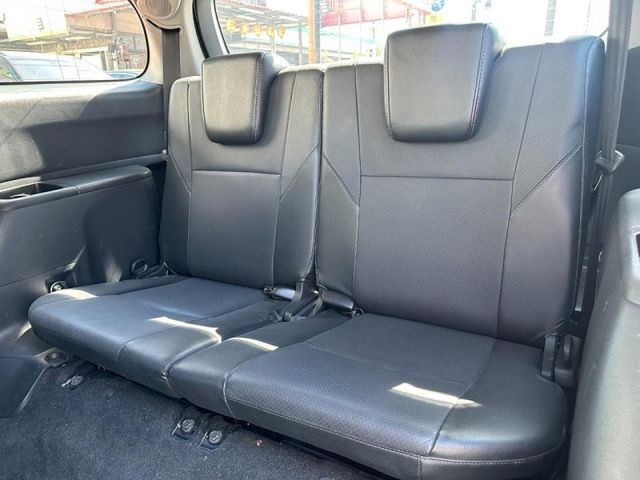 Toyota Wish  第9張相片