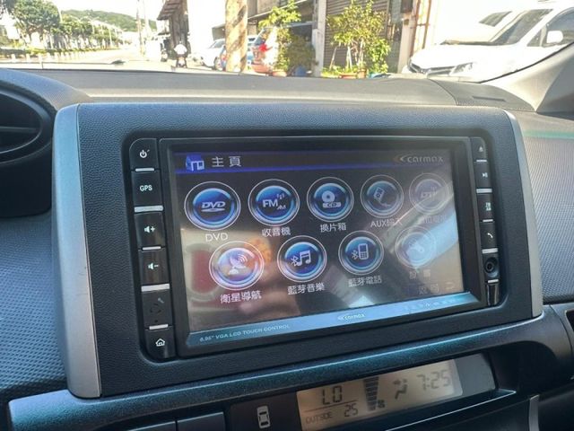 Toyota Wish  第18張相片