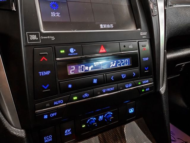 Toyota Camry  第32張相片