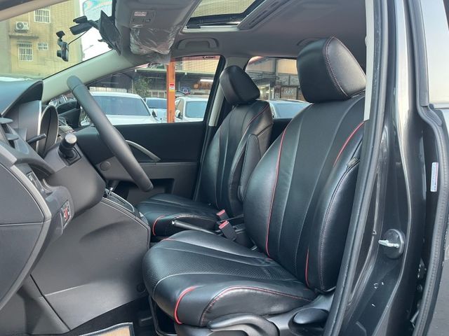 Mazda Mazda5  第10張相片