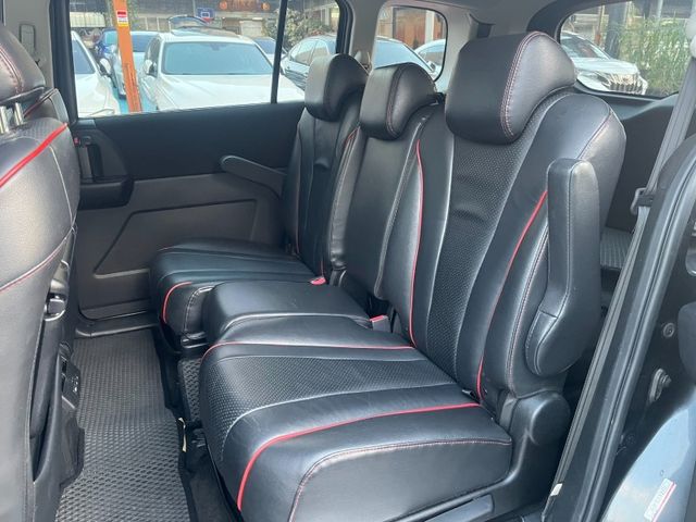 Mazda Mazda5  第11張相片