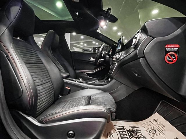 Mercedes-Benz/賓士 CLA250  第21張相片