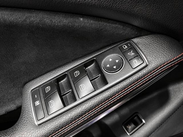 Mercedes-Benz/賓士 CLA250  第25張相片