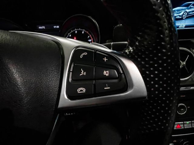 Mercedes-Benz/賓士 CLA250  第27張相片