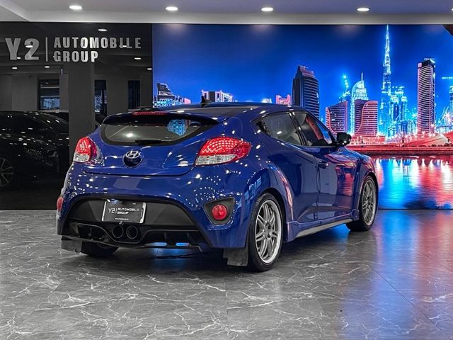 Hyundai Veloster  第12張相片