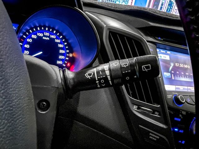 Hyundai Veloster  第28張相片