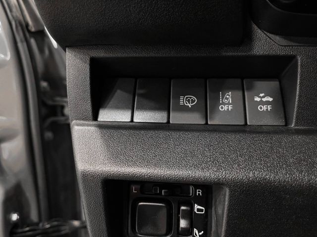 Suzuki Jimny  第18張相片