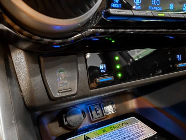 Toyota RAV4  第33張相片