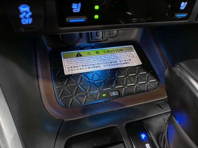 Toyota RAV4  第34張相片