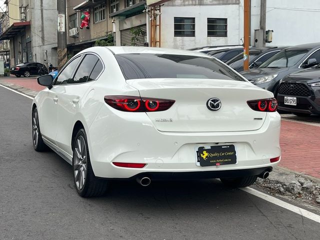 Mazda Mazda3  第8張相片