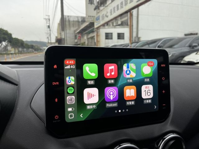 Nissan Sentra  第15張相片