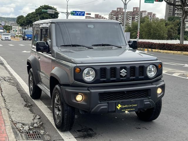 Suzuki Jimny  第7張相片