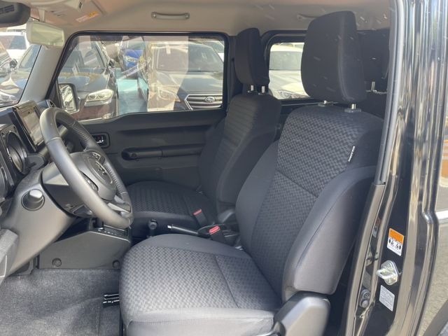 Suzuki Jimny  第9張相片