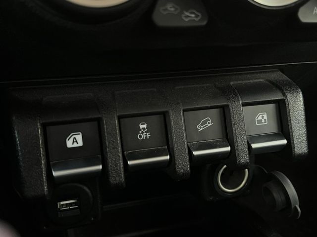 Suzuki Jimny  第1張相片