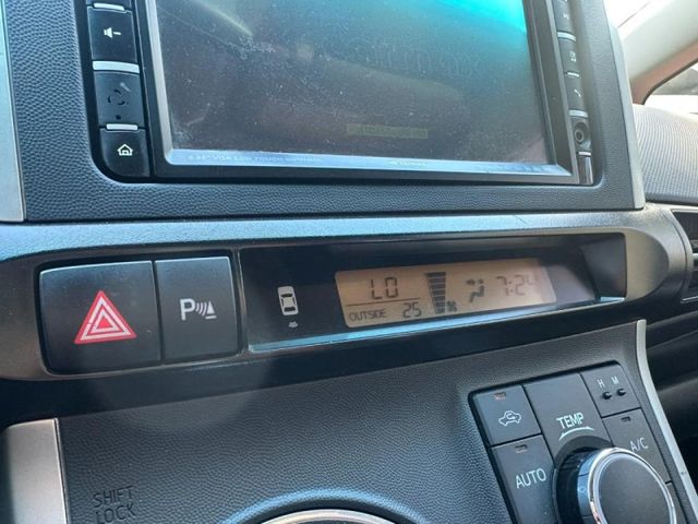 Toyota Wish  第20張相片