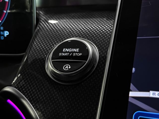 Mercedes-Benz/賓士 GLC300  第34張相片