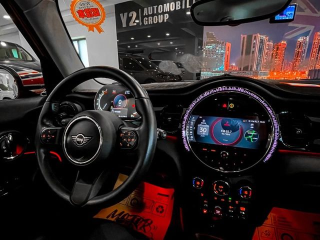 MINI Cooper  第34張相片