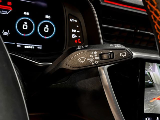 Audi A6  第35張相片