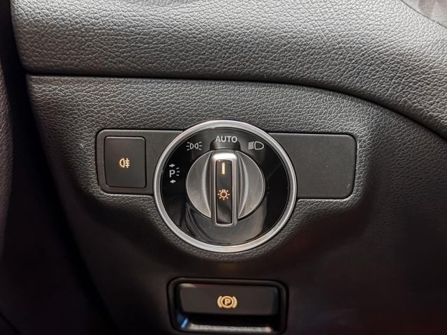 Mercedes-Benz/賓士 GLA180  第34張相片