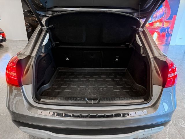 Mercedes-Benz/賓士 GLA180  第40張相片