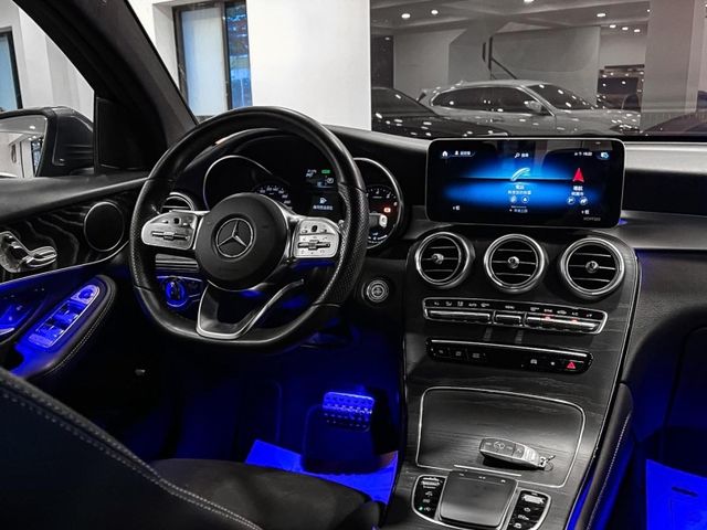 Mercedes-Benz/賓士 GLC300  第23張相片