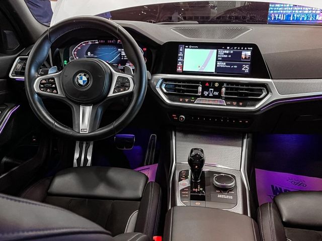 BMW/ 寶馬 320i  第2張相片