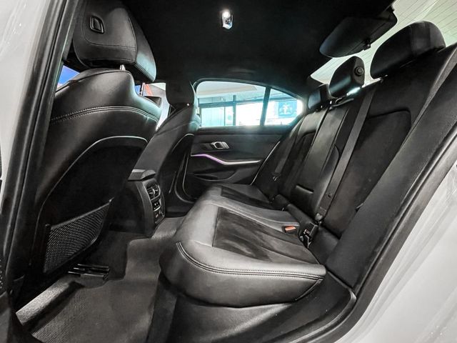 BMW/ 寶馬 320i  第23張相片