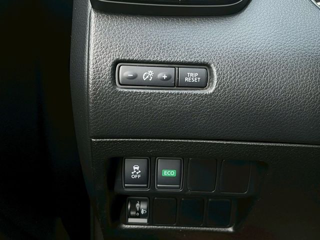 Nissan X-Trail  第18張相片
