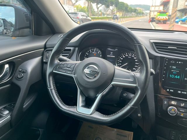 Nissan X-Trail  第20張相片