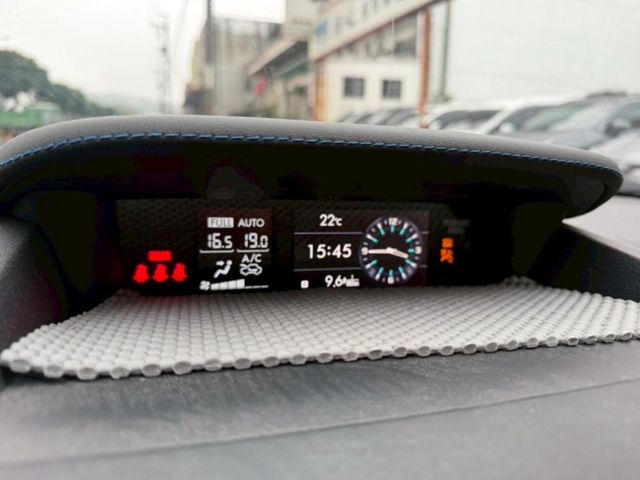 Subaru Levorg  第13張相片