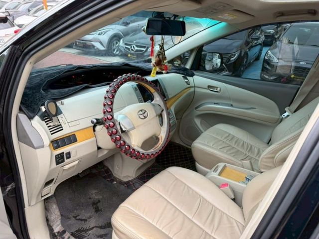 Toyota Previa  第19張相片