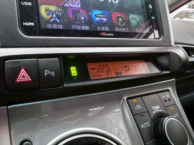 Toyota Wish  第11張相片