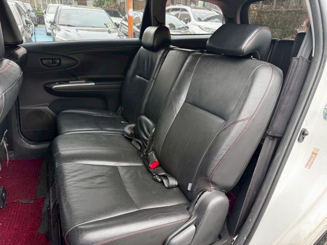Toyota Wish  第18張相片