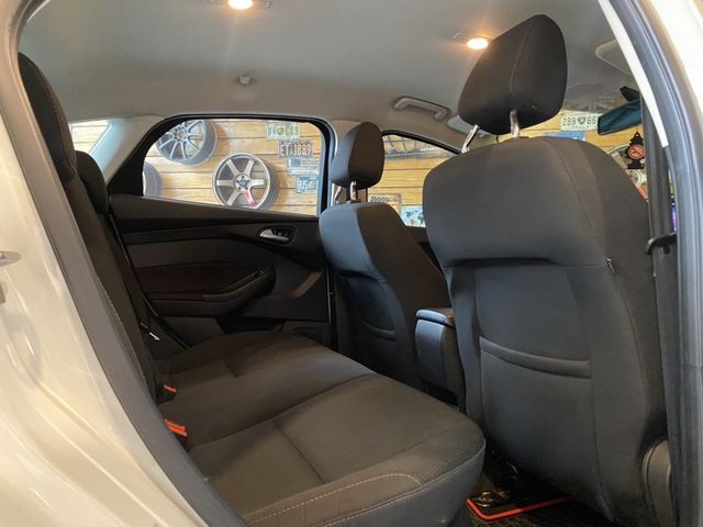 Ford Focus 5D 2016款 1.5 汽油時尚型  第11張相片