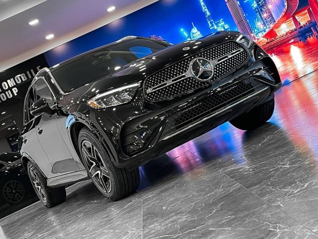 2023年M-Benz GLC300 SUV  第5張相片