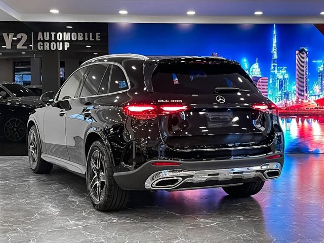 2023年M-Benz GLC300 SUV  第11張相片