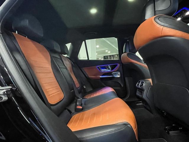 2023年M-Benz GLC300 SUV  第23張相片