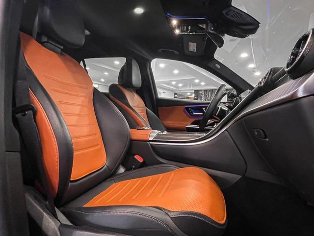2023年M-Benz GLC300 SUV  第26張相片