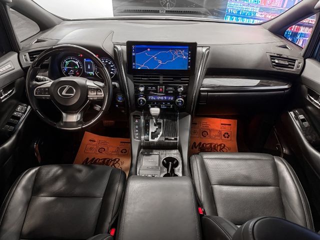 2023年Lexus LM300h 油電 七人座  第2張相片