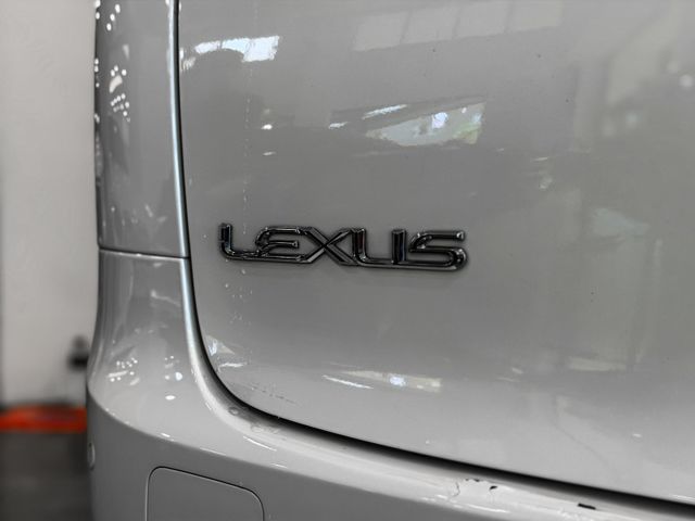 2023年Lexus LM300h 油電 七人座  第21張相片