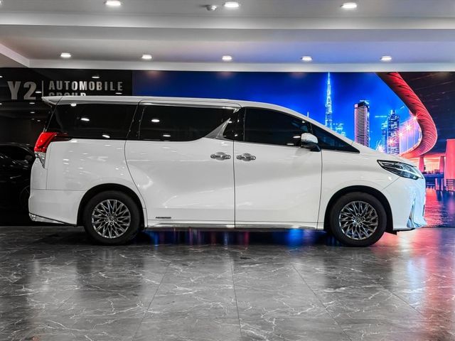 2023年Lexus LM300h 油電 七人座  第52張相片