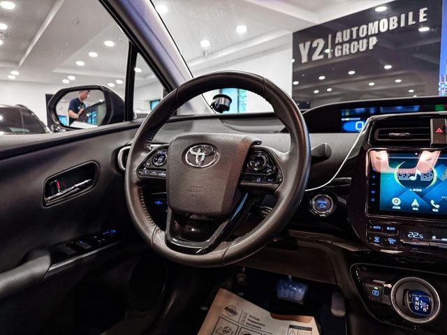 2022年 Toyota Prius PHV  第2張相片