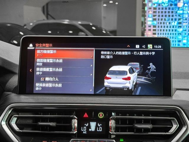 2022年BMW G01 X3 xDrive30i M-Sport 2.0  第41張相片