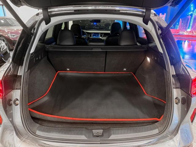 2019年Infiniti QX50 風尚款  第42張相片