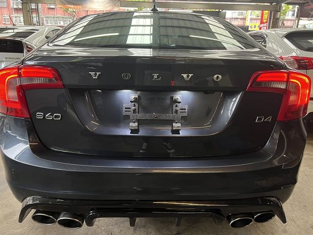 【宏運嚴選】【保證實價】S60 D4 2.0 GTDI 柴油引擎  第15張相片