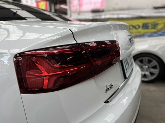 【宏運嚴選】【保證實價】C7.5小改款 40TFSI 絕美冰川白  第2張相片